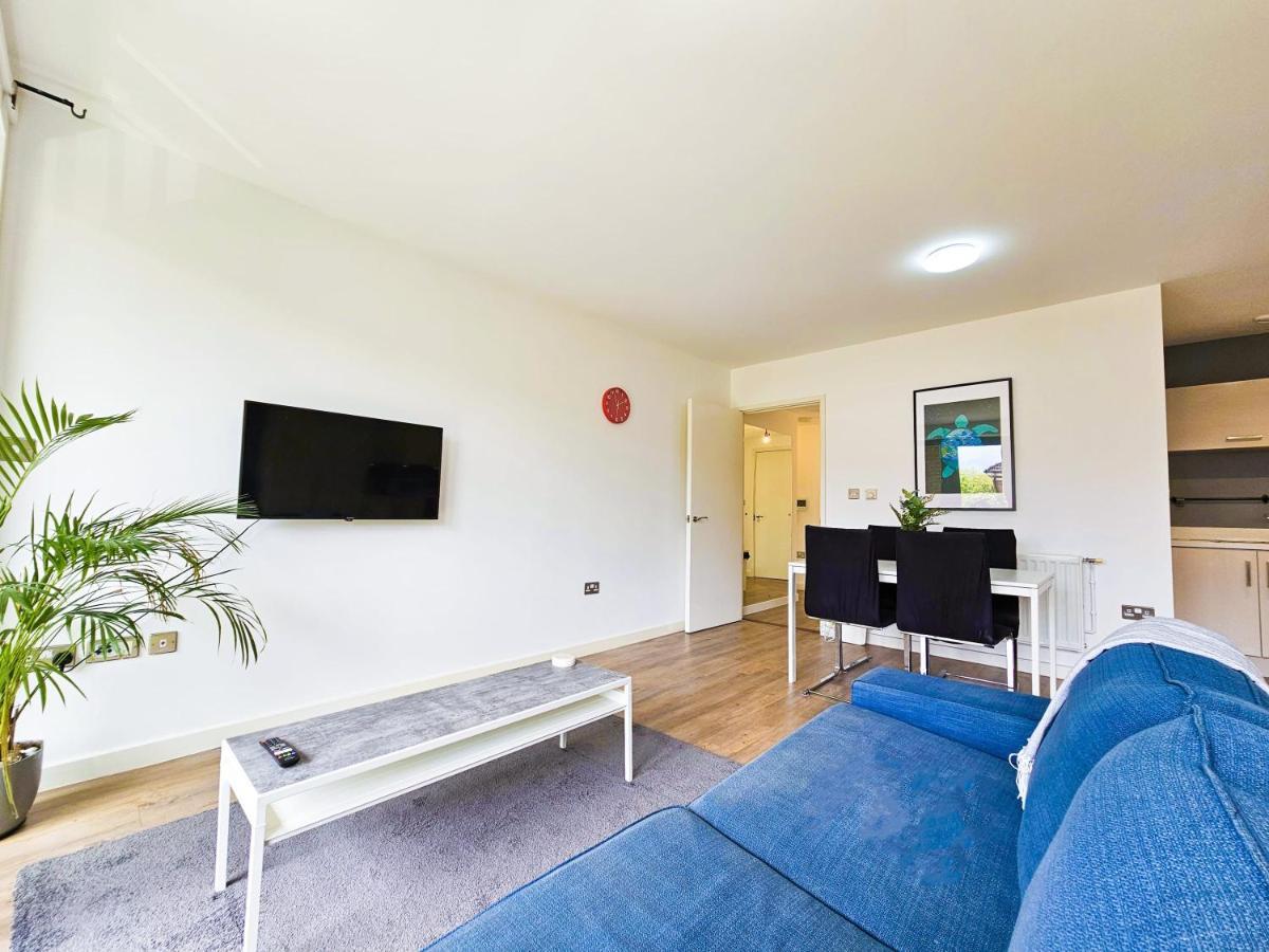 Centrally Located Spacious Flat Near Canary Wharf Лондон Екстер'єр фото